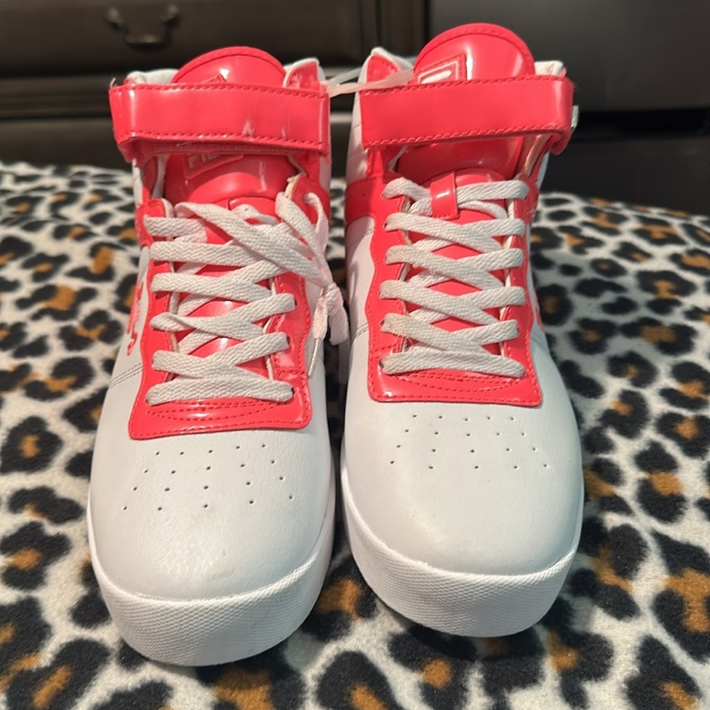 Shoes were worn maybe twice